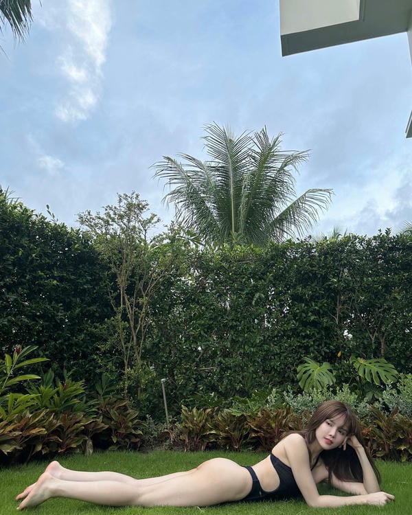 thiều bảo trâm bikini (11)